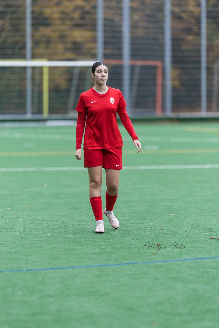 Bild 249 - wCJ VfL Pinneberg - Eimsbuettler TV : Ergebnis: 0:3